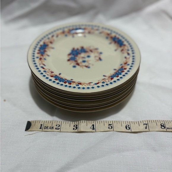 Vintage Floral Patterned Plates Set of 6  - Blue and Cream - Picture 1 of 3